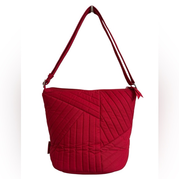 Vera Bradley red quilted shoulder bag - EUC - Picture 2 of 8